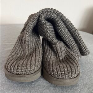 UGG Gray Knit Slipper Boots